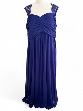 Midnight Velvet Royal Purple Formal Gown Plus Size 18W Lace Evening Dress